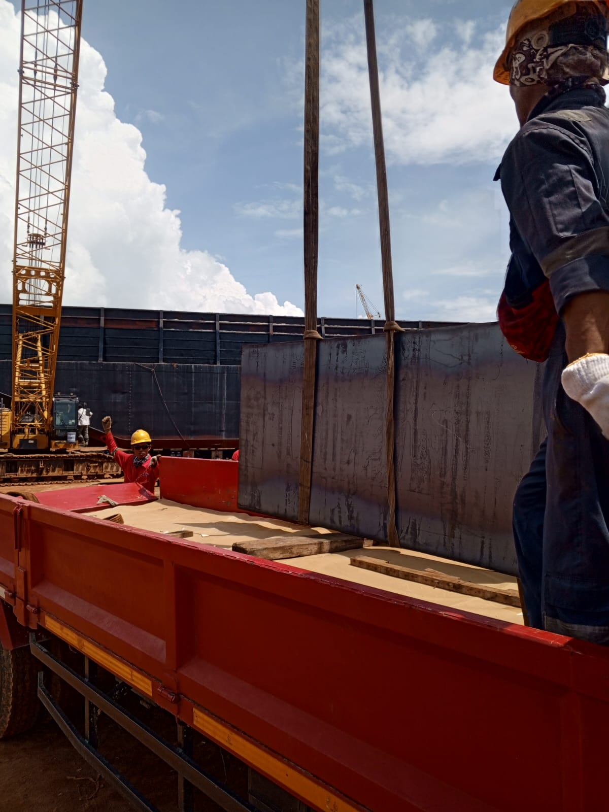 Delivery on VESINTER Evimaria Photo