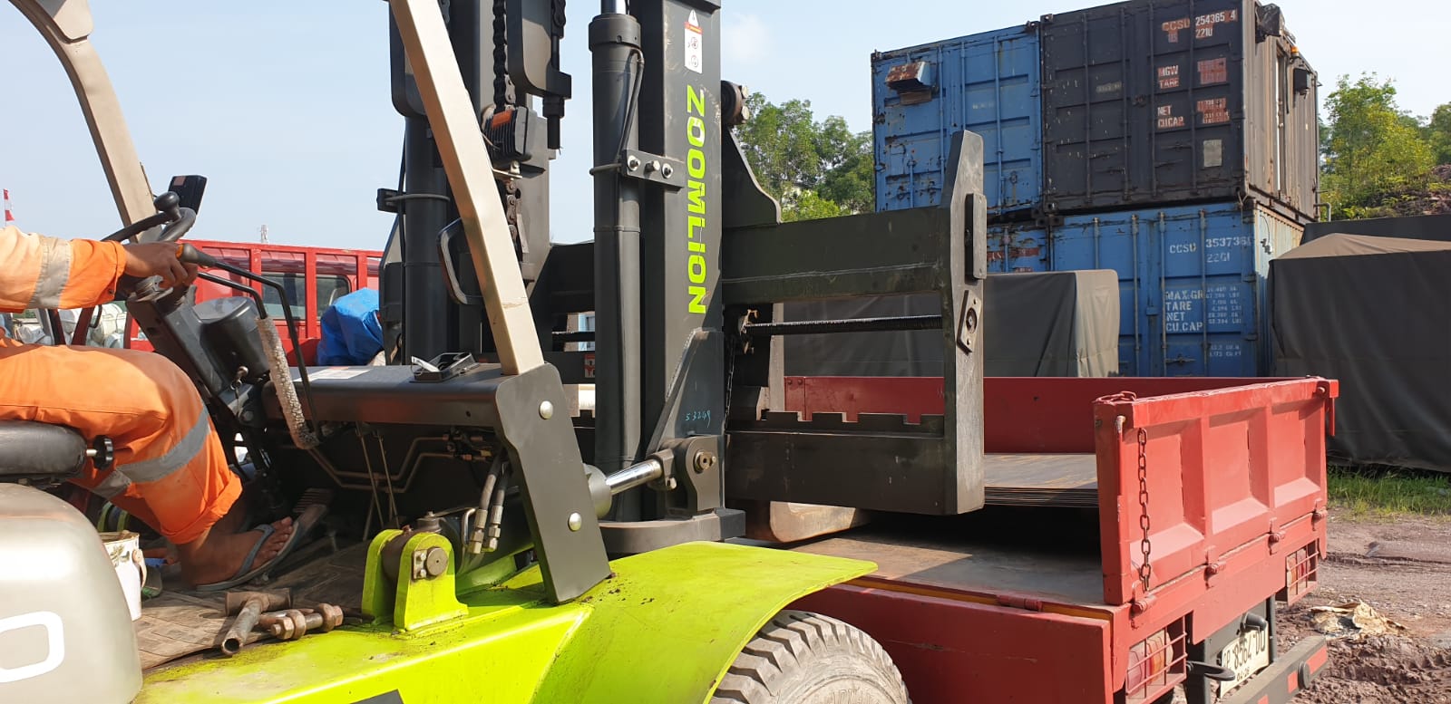 Marine Provision on AWB Falcon Photo