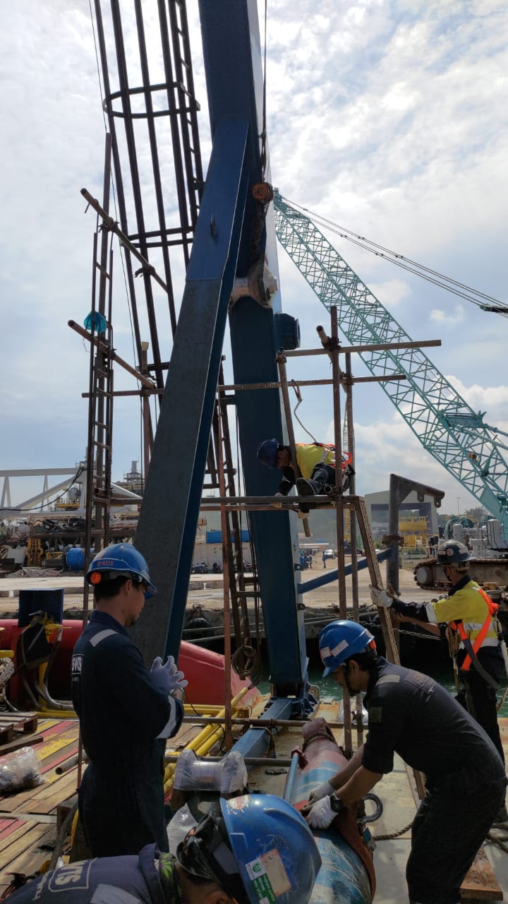Endevour rental scafolding sama  Garbage Disposal Photo