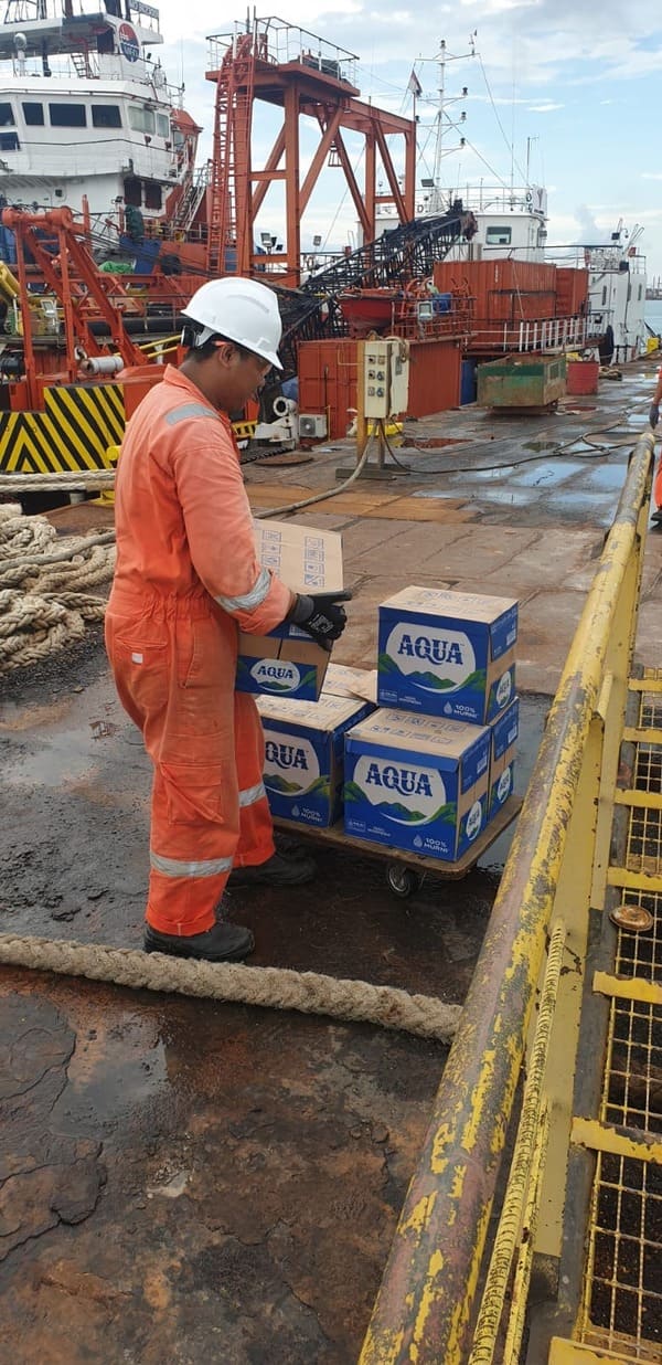 Provision on magelan delta Photo